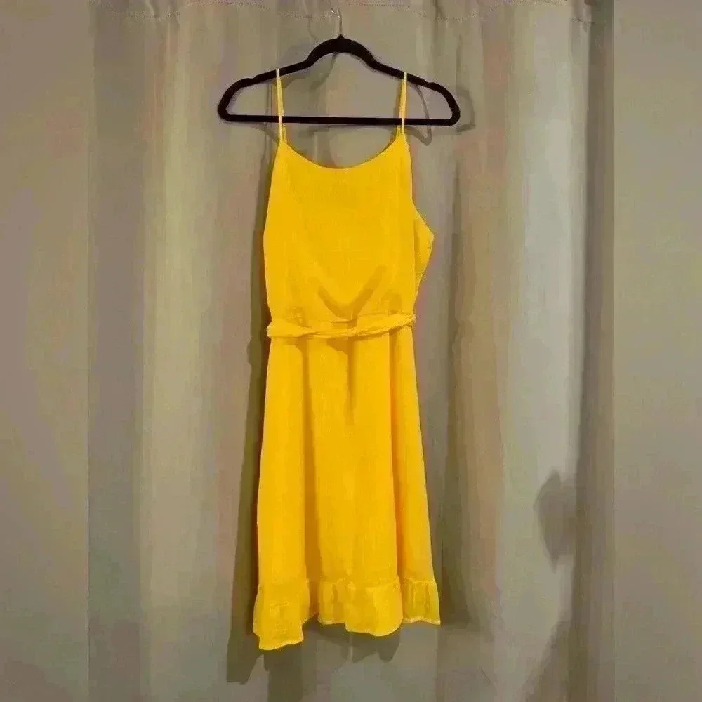Women’s NWT Yellow Nine West Dress